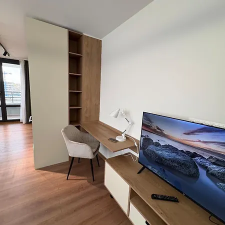 New Urban Airport Center Metro Access Sofie