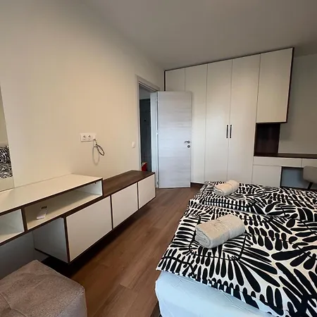 New Urban Airport Center Metro Access Sofie