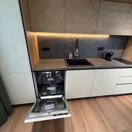 New Urban Airport Center Metro Access Apartman Szófia